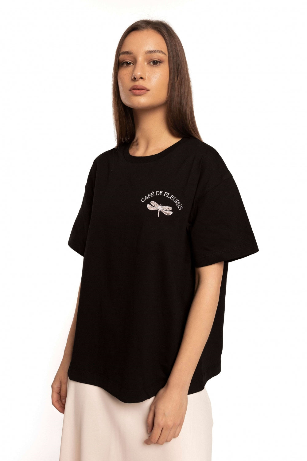 Oversized черен тишърт  с бродерия на водно конче на българския бранд ТеАдоре П