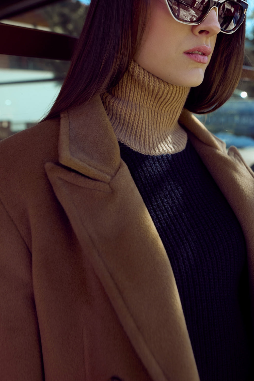 Дамско дълго кашмирено бежово палто от теадореп