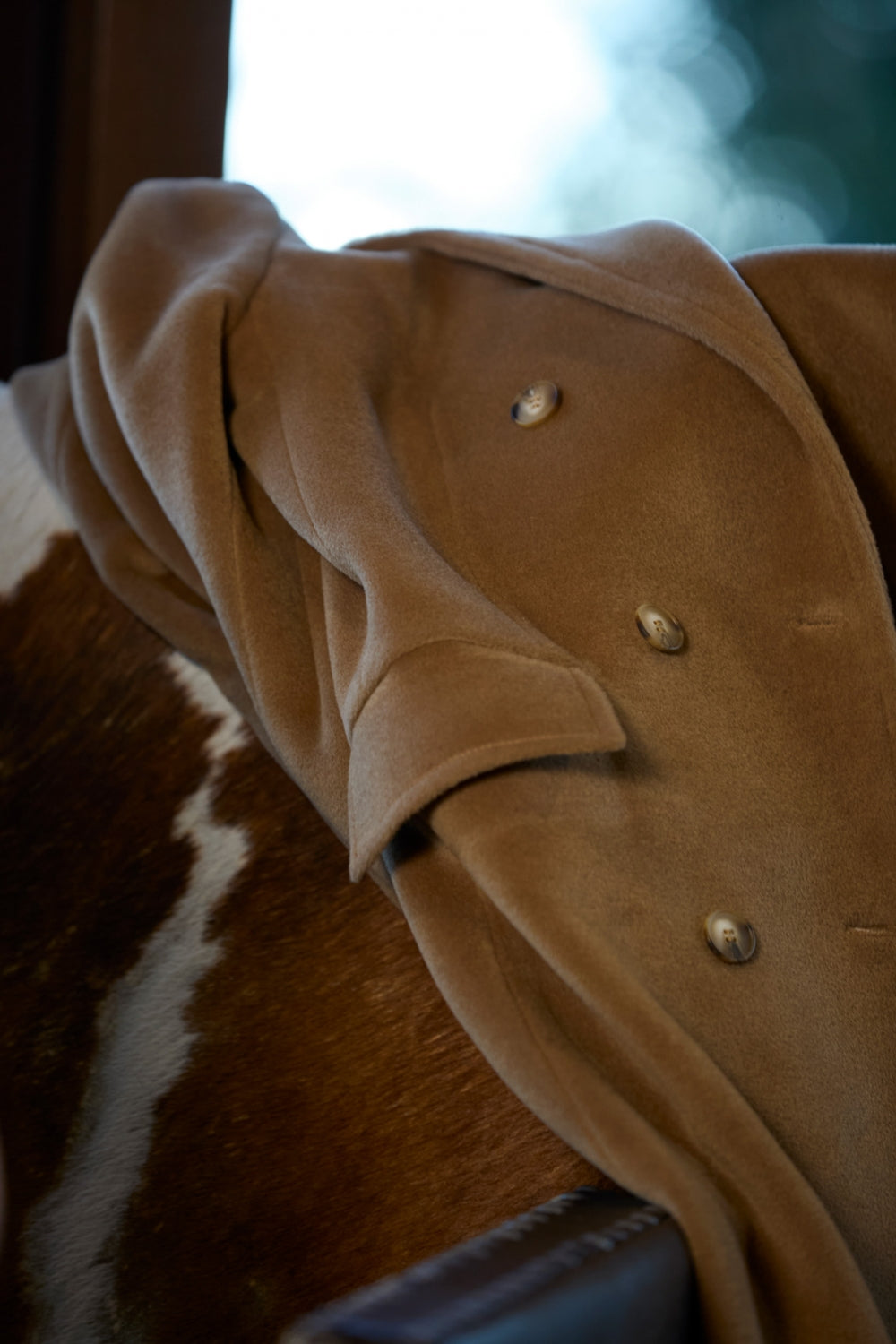 Дамско дълго кашмирено бежово палто от теадореп