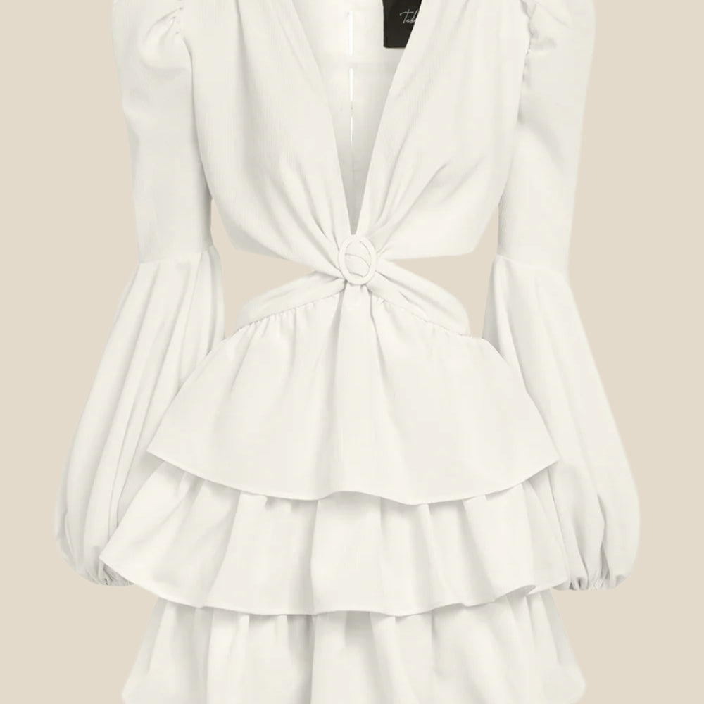 Официална дамска рокля с волани, декоративна катарама и обемни ръкави изработена от 100% бяла коприна от теадоре