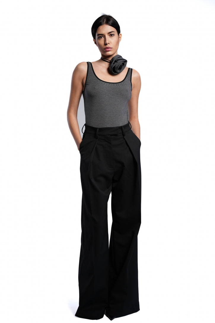 Дамски потник в модерен сиев цвят на българския топ моден бранд Teadorep