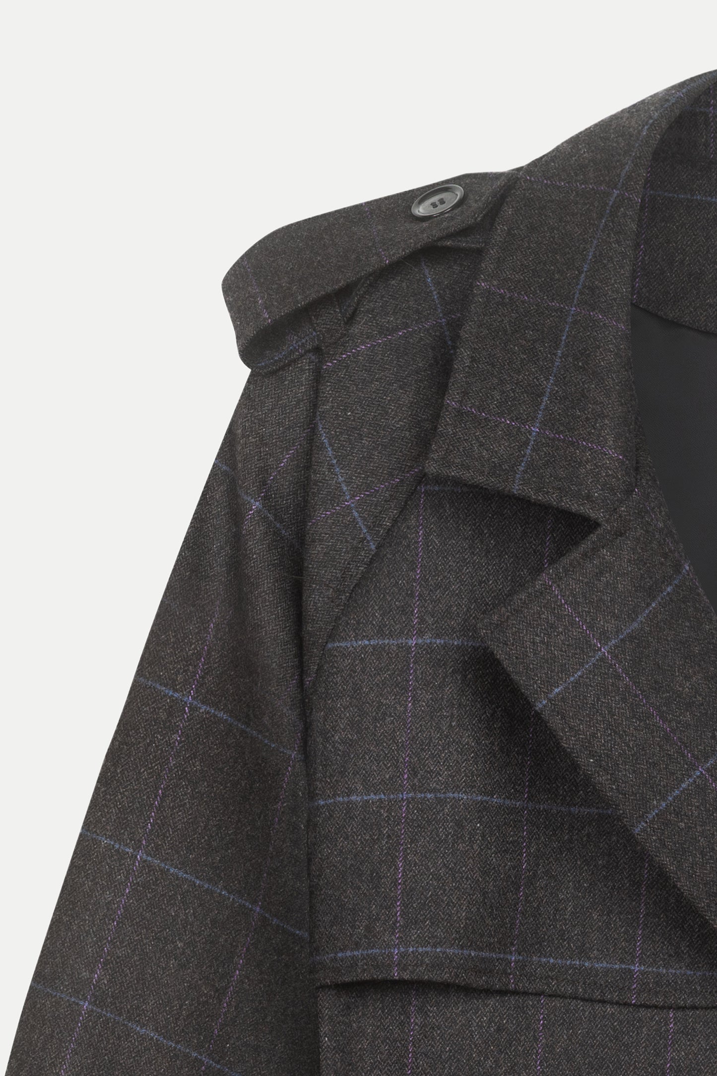 Close-up detail of belt and epaulette on luxury designer wool & cashmere cropped trench coat – Arina