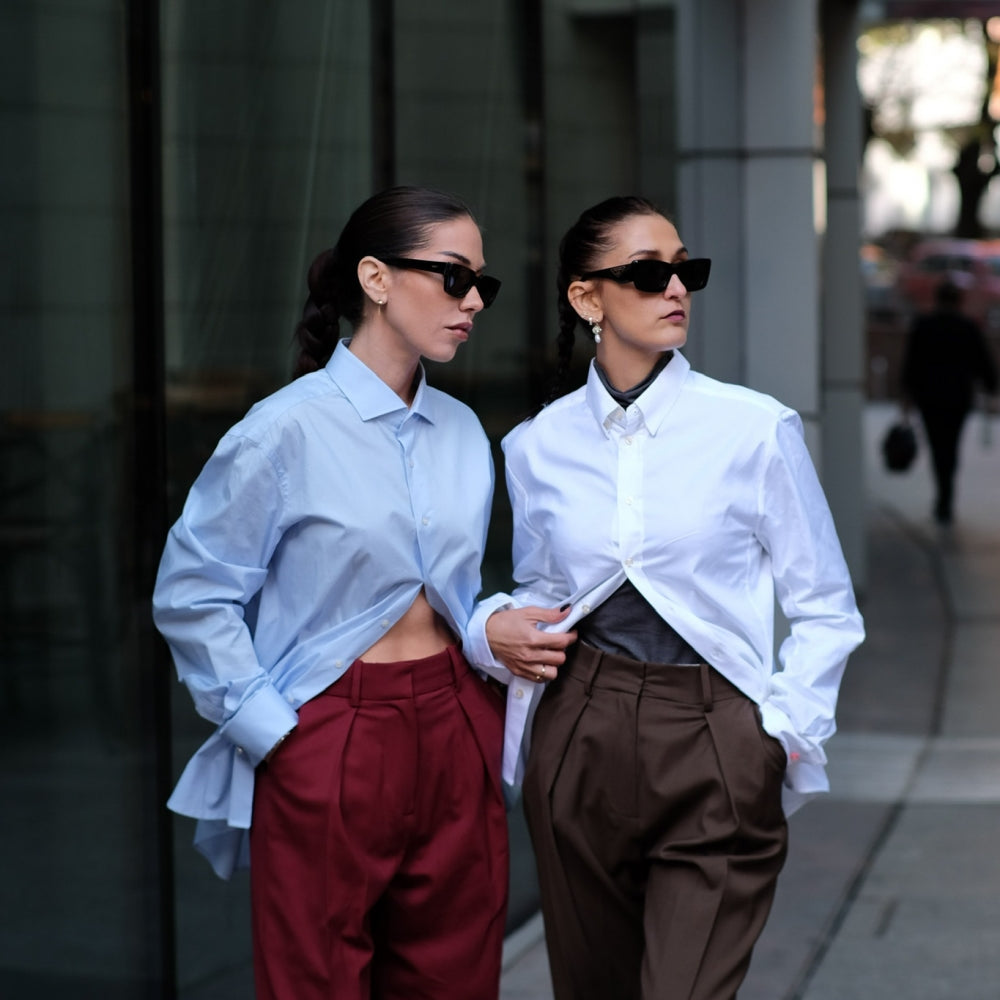 
                  
                    Модерна дамска синя риза с перли на ръкавите teadorep 
                  
                