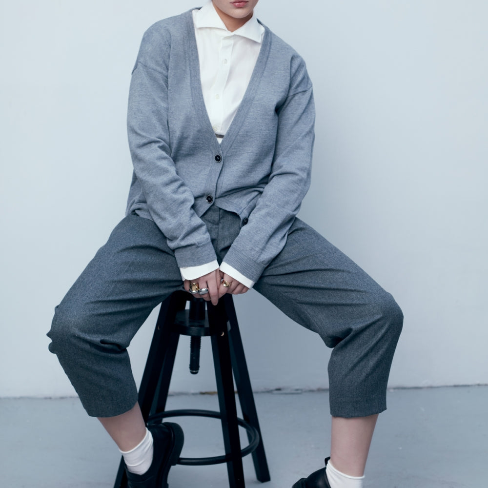 
                  
                    Дълга дамска бяла риза от модния бранд теадореп
                  
                