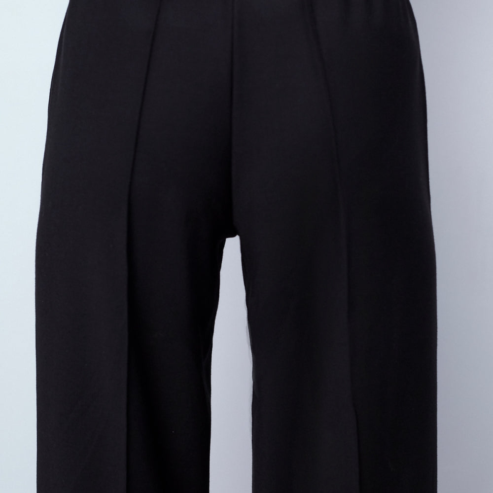 Top trend black trousers with wide legs of the Bulgarian fashion brand for designer clothes TeAdore P