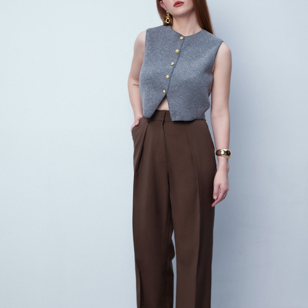 Дамска жилетка без ръкави от сив кашмир и вълна от българската модна марка теадореп